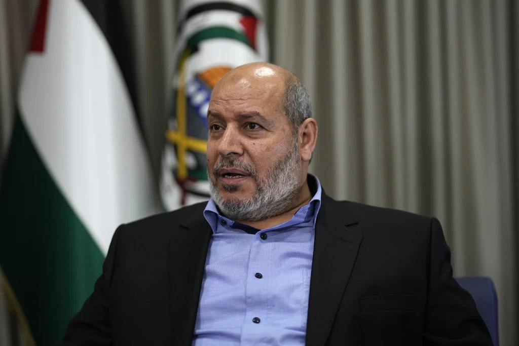 Egypt Rushes Diplomatic Offensive to Avert Collapse of Fragile Gaza Ceasefire Amid Escalating Israeli Attacks and Displacement Threats