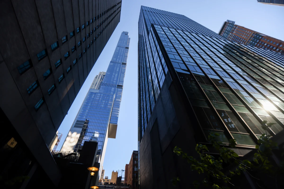 Manhattan's Luxury Real Estate Market Defies Pied-à-Terre Tax Warnings as High-End Sales Surge Amidst Intense Political Debate