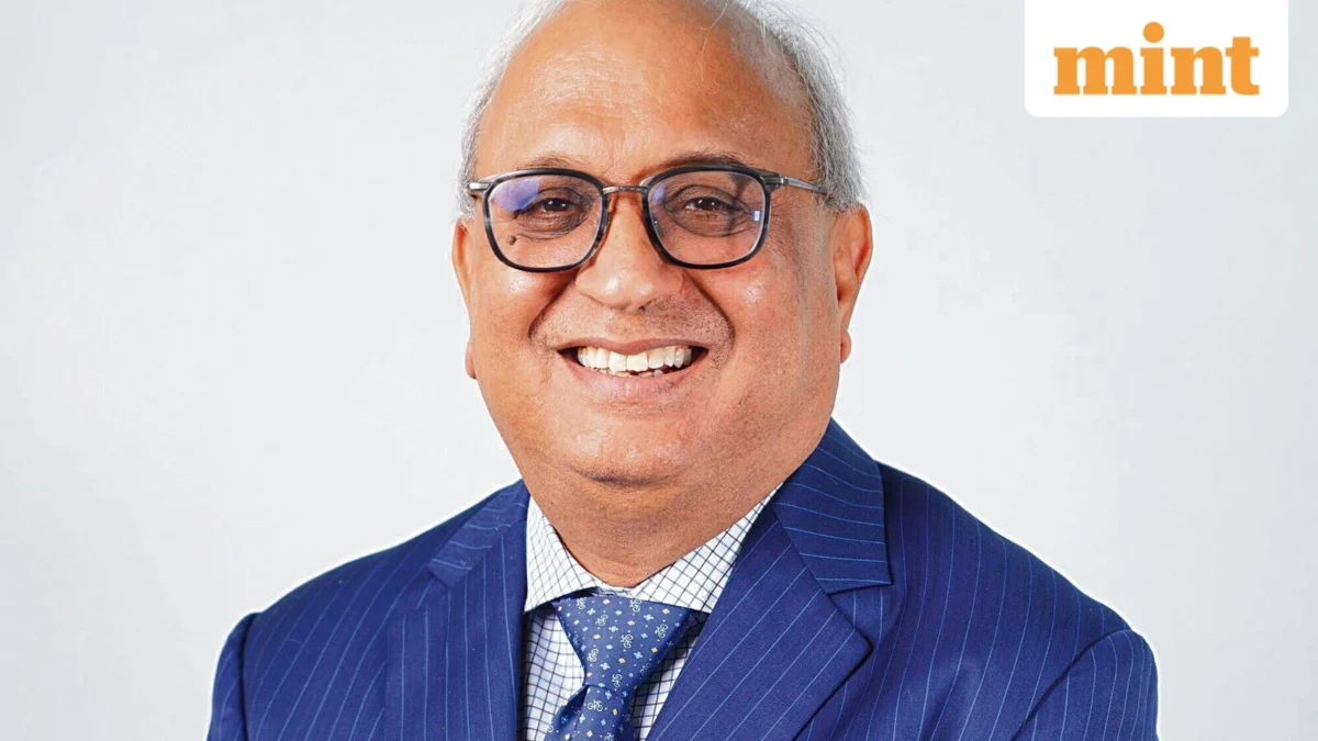 Samir Arora Defends SIP Inflows Amid Debate Over Rupee Depreciation and Foreign Institutional Investor Exits