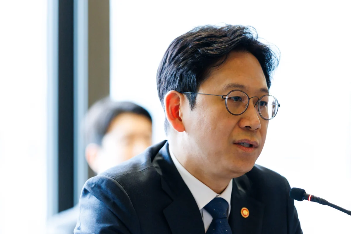 South Korea Charts Path Toward AI Inclusive Society Amid Tech Sector Dominance and Labor Tensions