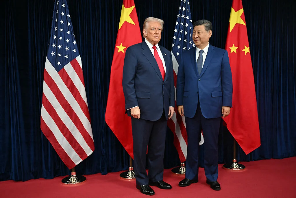 Trump and Xi Jinping Seek Truce in Escalating Trade War Amidst Global Uncertainty