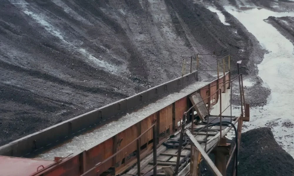 Court Dismisses Investor’s Lawsuits Against Platinum Miner Over Lack of Standing