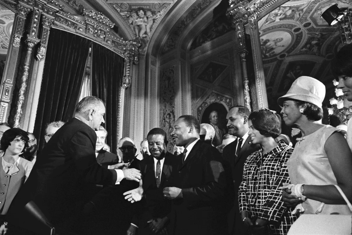 The 2026 Redistricting Crisis Supreme Court Rulings Mid-Census Gerrymandering and the Battle for the Future of American Voting Rights