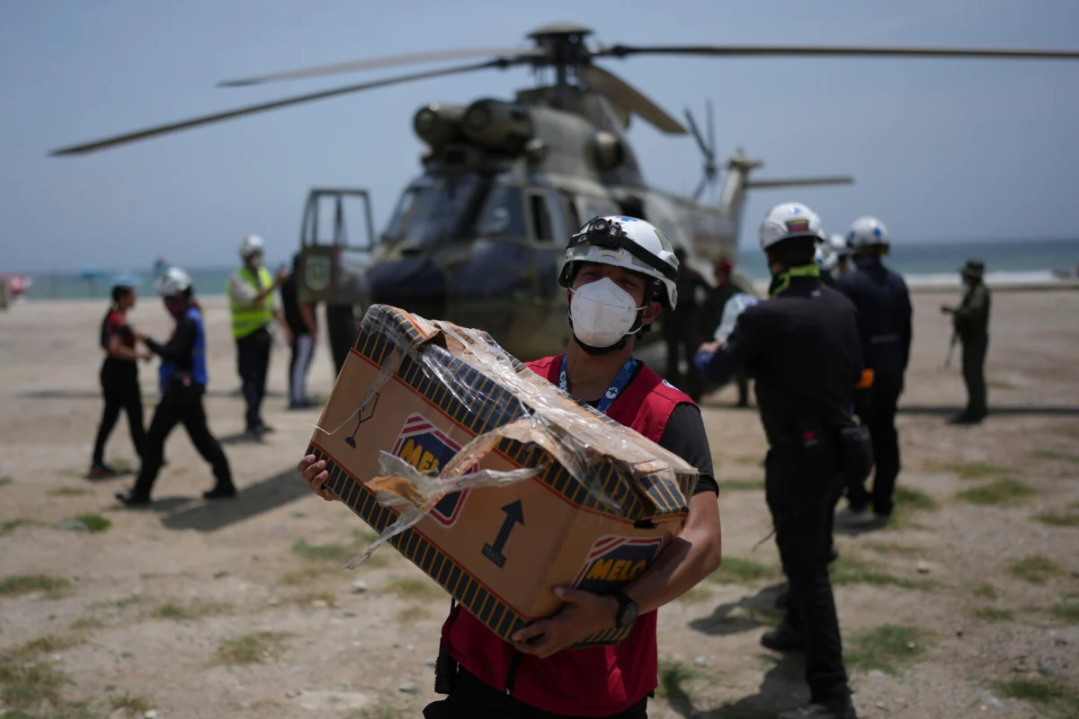 Relief efforts shift as Venezuela quake survivors seek aid