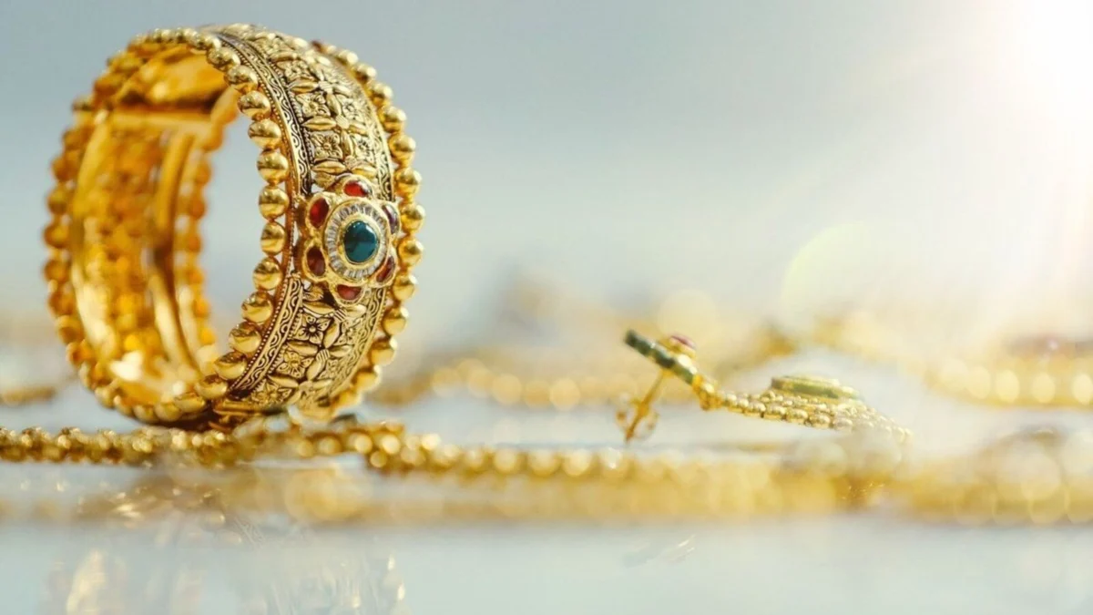 Kalyan Jewellers Q1 Results Net Profit Jumps 32% YoY to ₹348 Crore as Revenue Surges Despite Margin Pressure