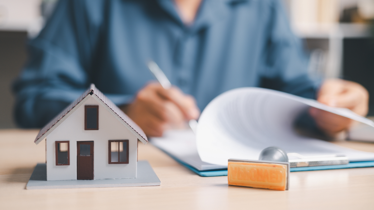 The Human Element vs AI in Real Estate Valuation Why Professional Appraisals Remain the Gold Standard in a Generative AI Era