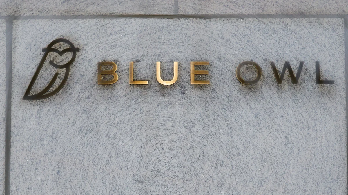 Blue Owl Capital Aims to Launch Data Center REIT to Fuel AI Infrastructure Boom