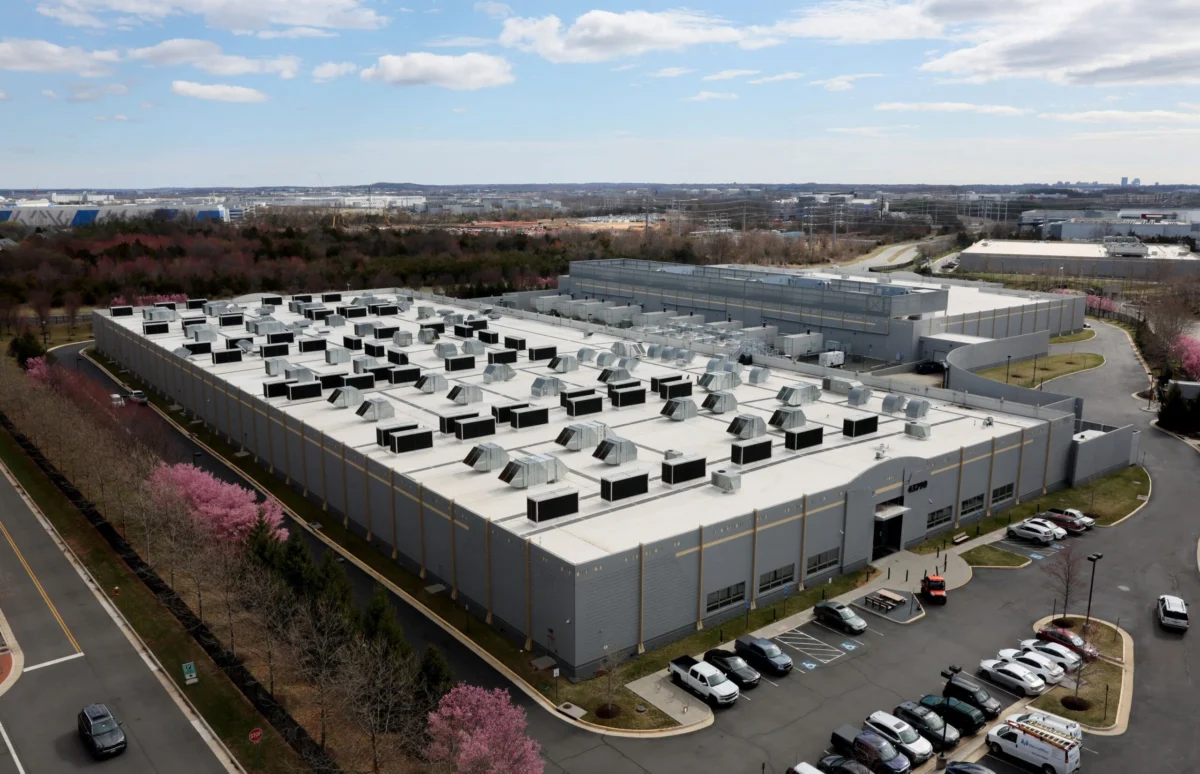 Data Center Real Estate Navigates AI Slowdown Concerns Amidst Unabated Demand and Trillion-Dollar Investment Projections