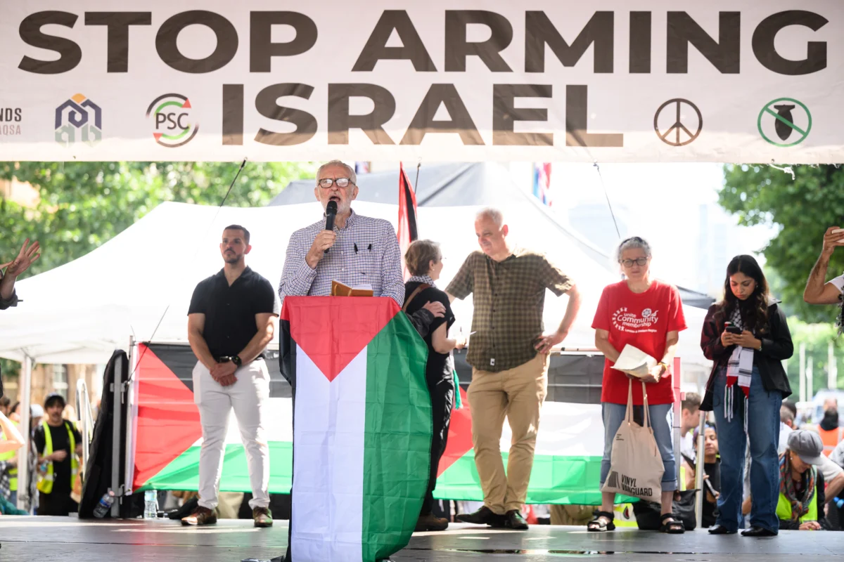 Israel Imposes Entry Ban on British Members of Parliament Following UK Sanctions on West Bank Settlements