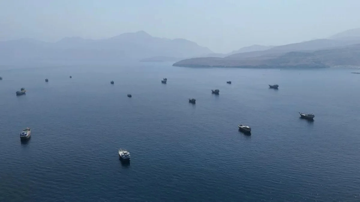 Oil Prices Plummet to Two-Week Lows Amidst Easing Gulf Supply Concerns and Diplomatic Overtures.