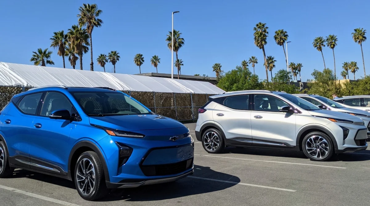 The Great EV Silence Analyzing the Strategic Pivot of US Legacy Automakers in a Shifting Political and Economic Climate